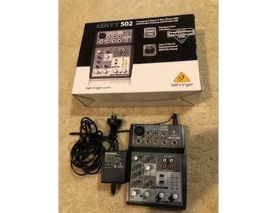 Home Entertainment, Audio & Computers (A992) - Lot 559