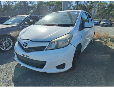 2012 Toyota Yaris (Repairable Write-Off)

Year: ...