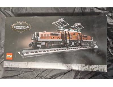 **UNRESERVED** COOKIE'S LIFETIME COLLECTION OF L... - Lot 70