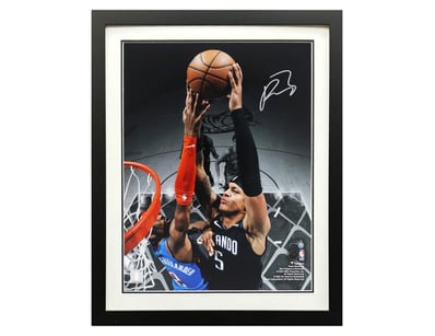 Iconic Memorabilia (A978) - Lot 142