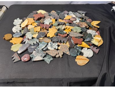 COLLECTION OF CRYSTALS AND MINERALS

Includes Va...