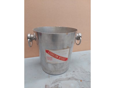 Mancave & Memorabilia (A1007) - Lot 2314