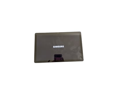 UNRESERVED Airport - Lost Property (A980) - Lot 682