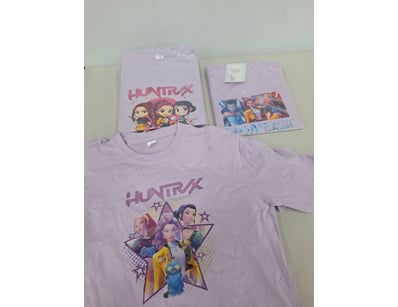 Lot of nine lavender/lilac coloured t-shirts featu...