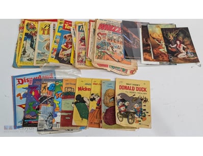 VINTAGE COMIC BOOK AND ILLUSTRATION COLLECTION - D...