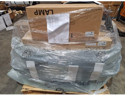 Bulk lot of genuine Hyundai automotive parts inclu...