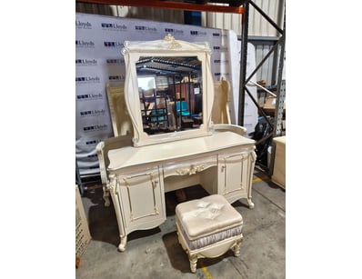 Cream-coloured bedroom suite with vanity desk, orn...