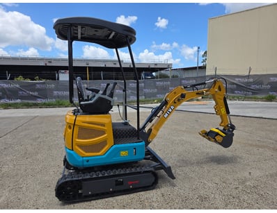 UNRESERVED BRISBANE Factory Direct Containers, M... - Lot 30