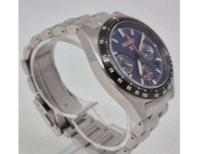 Affordable Watch Market (A995) - Lot 1071