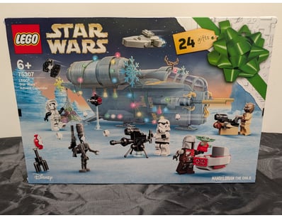 **UNRESERVED** LIFETIME COLLECTION OF LEGO PART... - Lot 363