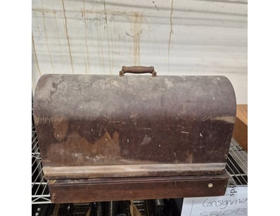 Antique & Vintage Showcase (A979) - Lot 2255
