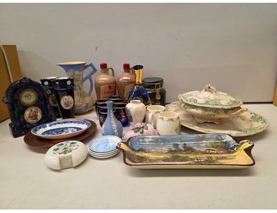 Antiques, Vintage & Interior Treasures (A1005) - Lot 871