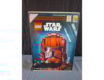 **UNRESERVED** LIFETIME COLLECTION OF LEGO PART... - Lot 115