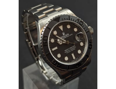 The Grand Vault (A997) - Lot 1202