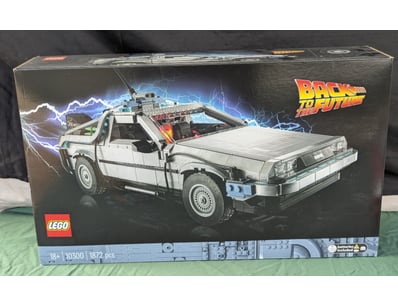 **UNRESERVED** LIFETIME COLLECTION OF LEGO PART... - Lot 127