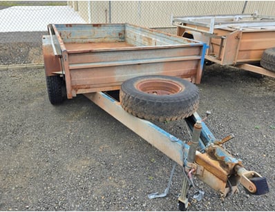 Ex Govt Tandem Box Trailer 

Make: Trailers 2000...