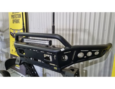 MOSTLY UNRESERVED 4x4 WORKSHOP BUSINESS CLOSURE ... - Lot 15