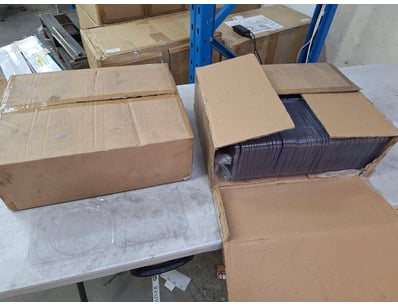 Plastic Style Containers 

SOLD AS LOT

