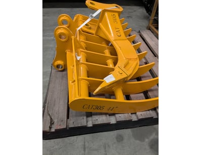 UNRESERVED Factory Direct Lawn Mowers, Golf Cart... - Lot 26