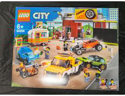 **UNRESERVED** COOKIE'S LIFETIME COLLECTION OF L... - Lot 64