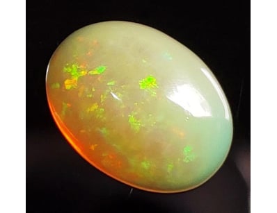 1.32CT NATURAL NOBLE BLACK OPAL

1.36 Carat Natu...