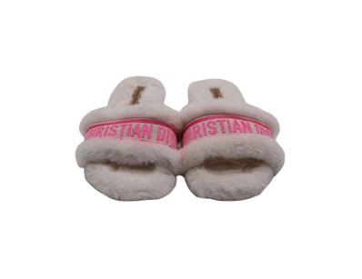 Designer Vault (A982) - Lot 7900