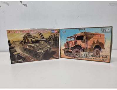 LOT OF 2 UNASSEMBLED MILITARY VEHICLE SCALE MODEL ...