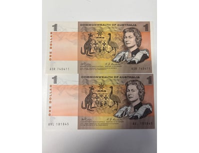 COMMONWEALTH OF AUSTRALIA ONE DOLLAR NOTES

R73 ...