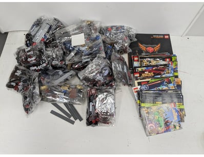 Extensive LEGO collection comprising multiple seal...