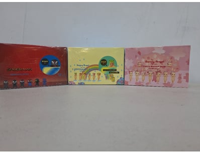 Desk monitor mini figure sets

SOLD AS LOT

