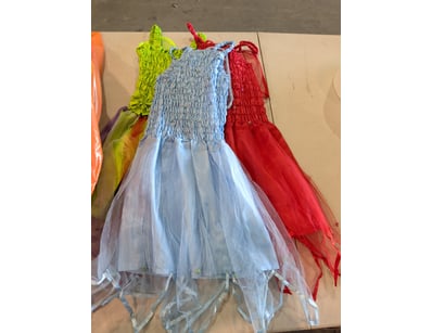 Fairy Dresses, Various colours Size: XL, QTY: 36
...