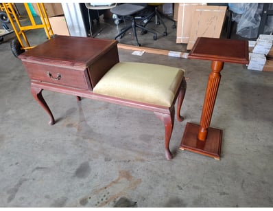 House & Homewares (A1003) - Lot 106