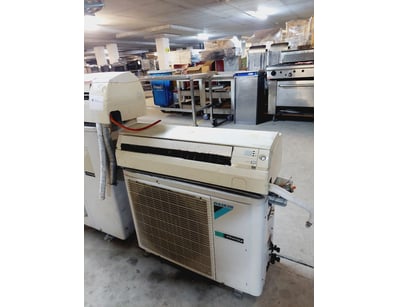 Daikin Inverter split-system air conditioning unit...