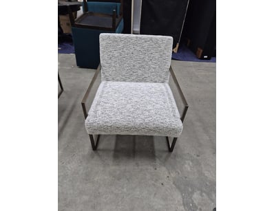 House & Homewares (A91000) - Lot 1797