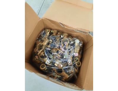 Box of Cable accessories battery terminals, unknow...