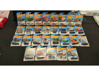 29X HOT WHEELS CARS INCLUDING '95 MAZDA RX7, '78 C...