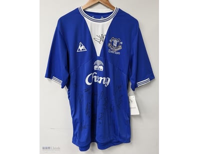 HAND SIGNED 2009-10 EVERTON FC LE COQ SPORTIF 25TH...