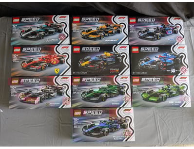 **UNRESERVED** LIFETIME COLLECTION OF LEGO PART... - Lot 178