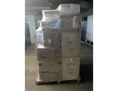 Bulk wholesale lot of food service packaging and d...