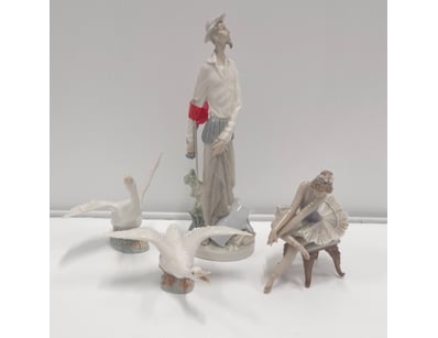 Antique & Vintage Showcase (A979) - Lot 5607