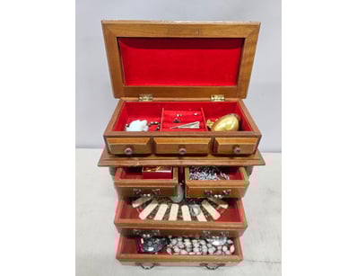 Antiques, Vintage & Interior Treasures (A1006) - Lot 100336