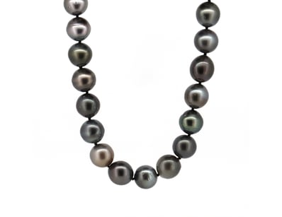 Affordable Jewellery Market (A992) - Lot 323