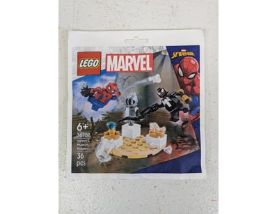 **UNRESERVED** LEGO Marvel Spider-Man set 30707 "V...
