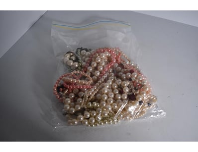UNRESERVED Affordable Jewellery (A999) - Lot 302