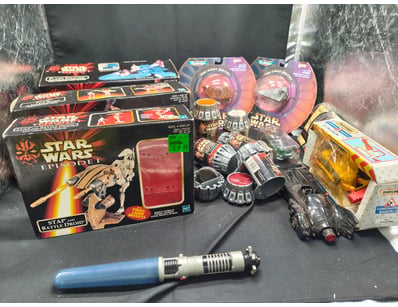 STAR WARS EPISODE I COLLECTIBLES COLLECTION - ACTI...
