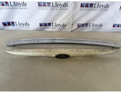 Car Parts & Accessories (A986) - Lot 12