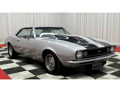 <b>1967 Chevrolet Camaro SS Coupe - Silver - 7,745...