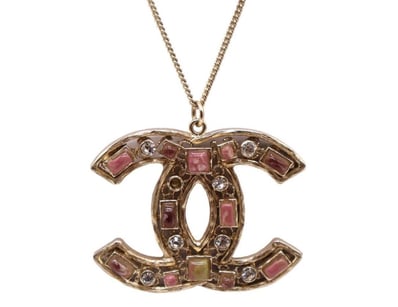 Designer Vault (A985) - Lot 8230