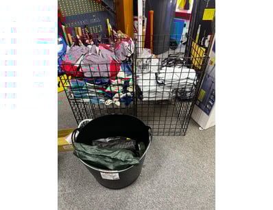 Distribution Business Equipment Liquidation (ON... - Lot 204