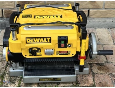 Dewalt Thickness Planer. 1 X Dw735-Xe. 240V. Condi...